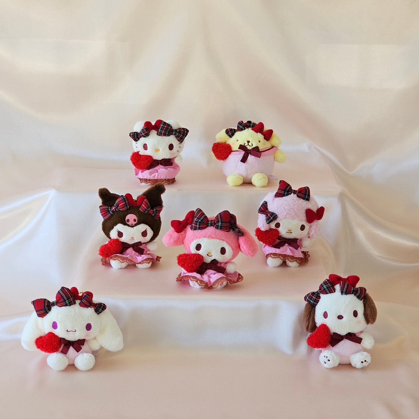 Pompompurin Plush Mascot - Ribbon Love