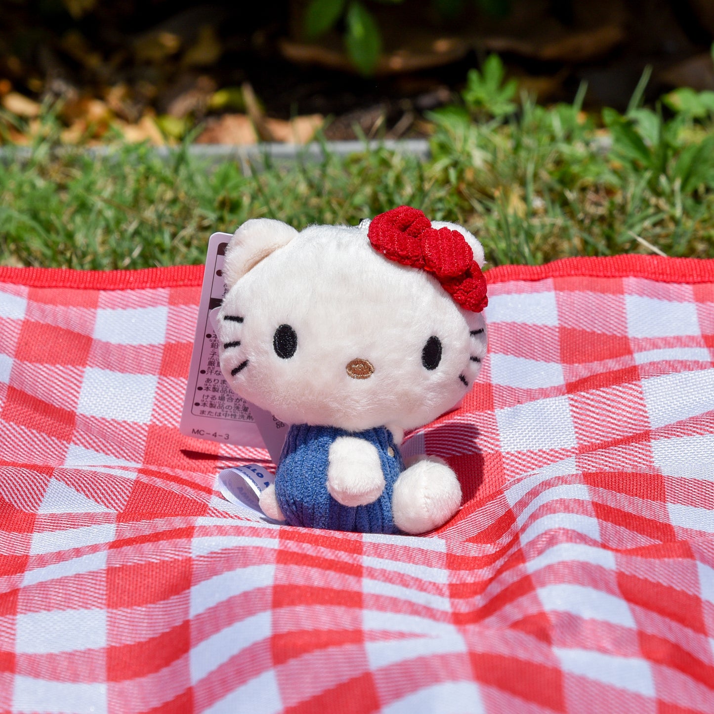 Classic Hello Kitty Plush Mascot