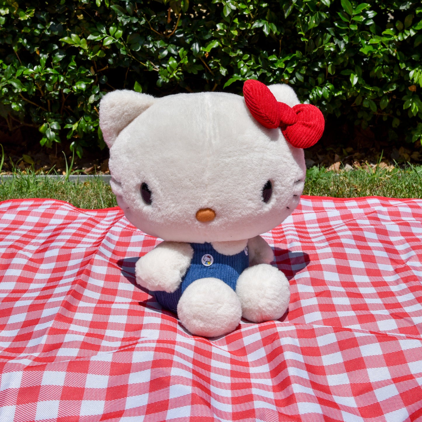 Classic Hello Kitty Plush Medium